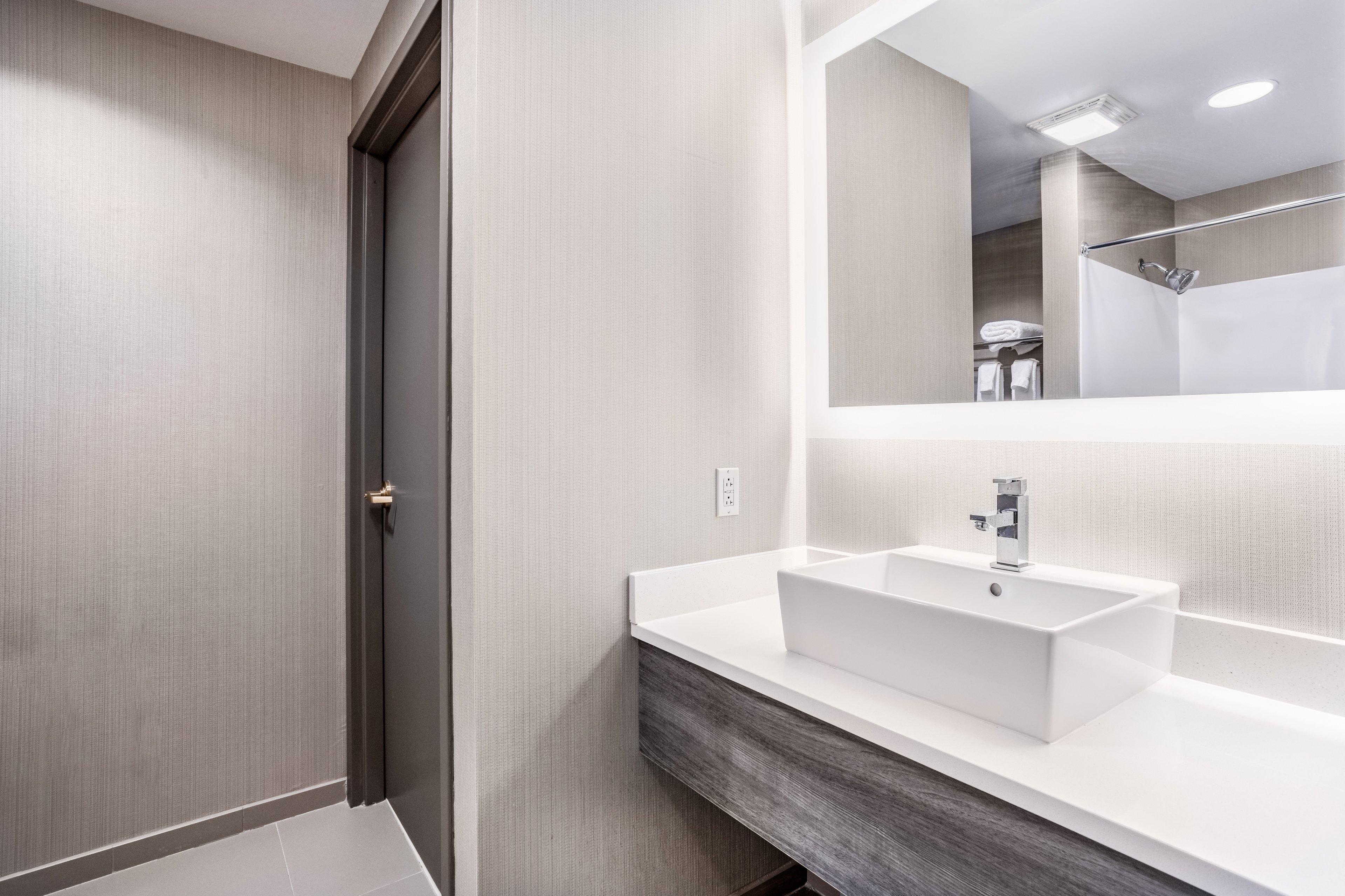 Holiday Lafayette-city Centre By Ihg Hotel 3*