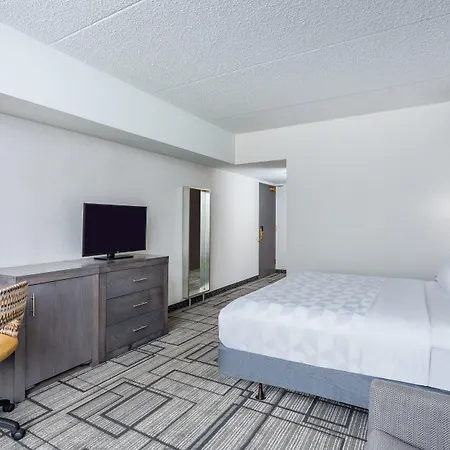Holiday Inn Lafayette-City Centre By Ihg Exterior photo