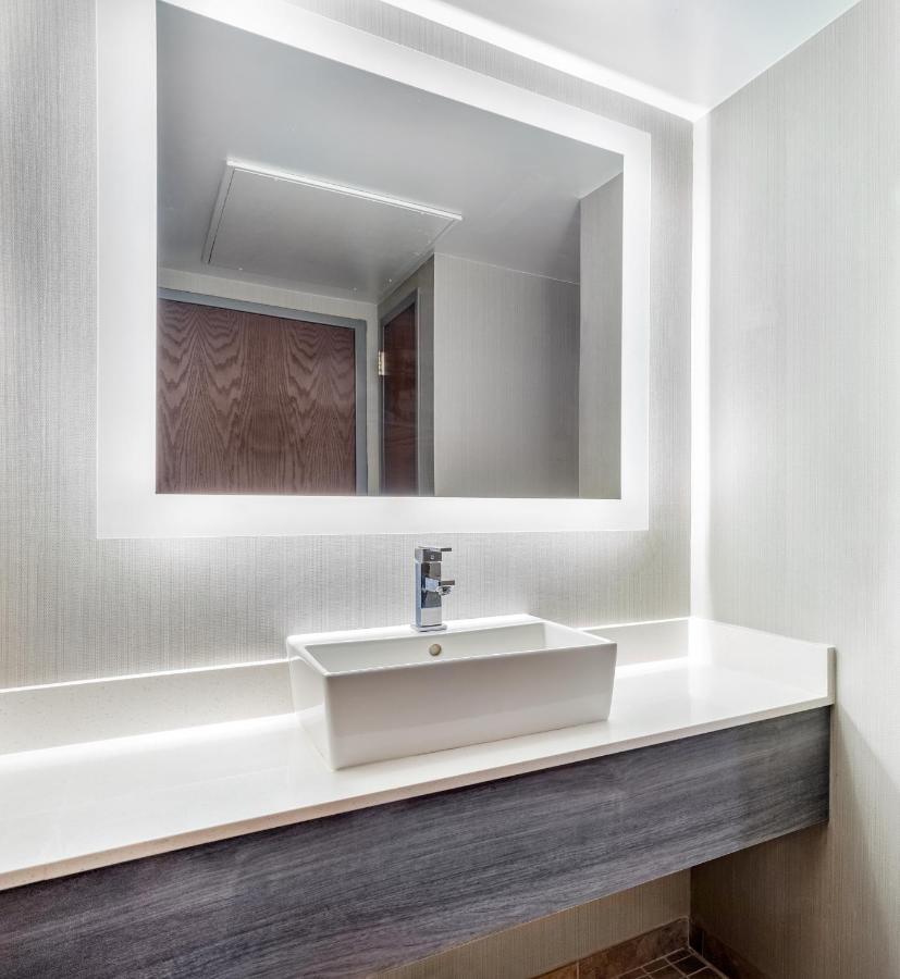 Hotel Lafayette-city Centre By Ihg